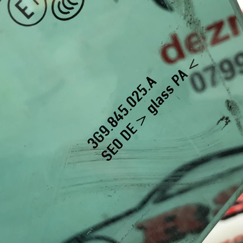 Geam stanga spate / Volkswagen Passat B8 2016 / Caroserie, oglinzi si faruri