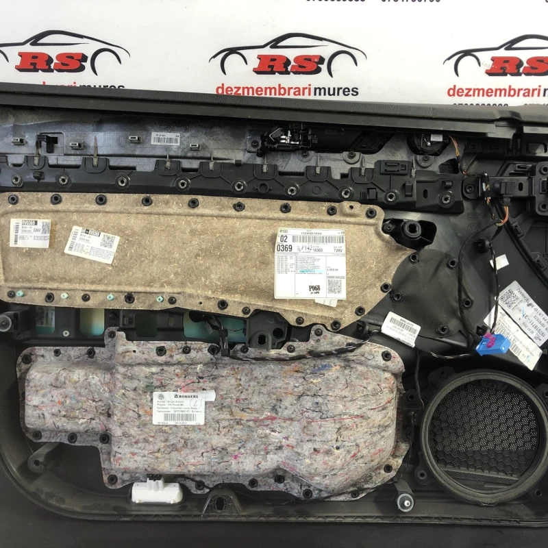 Panou tapiterie usa dreapta fata / Volkswagen Passat B8 2016 / Interior