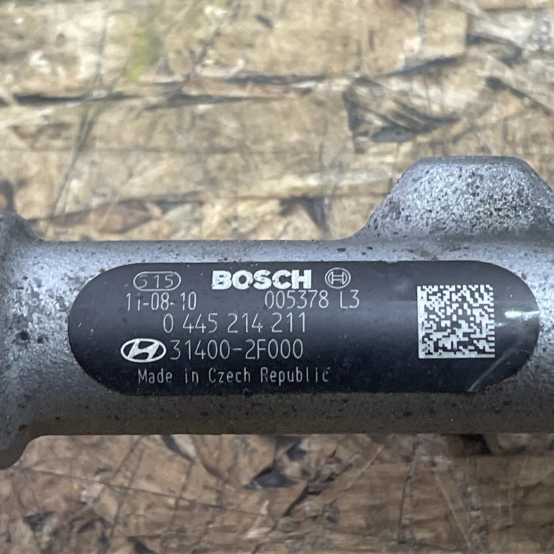 Rampa injectoare cu senzor / Hyundai Santa Fe Santa Fe 2012 / Motor, racire si evacuare