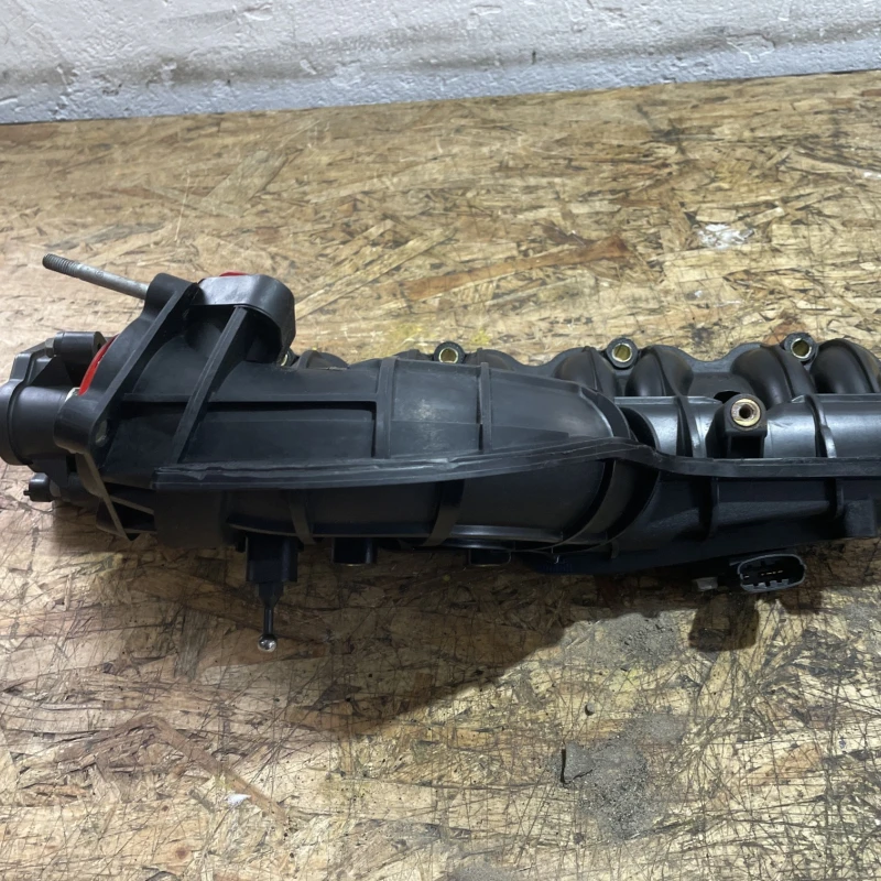 Galerie de admisie / Hyundai Santa Fe Santa Fe 2012 / Motor, racire si evacuare