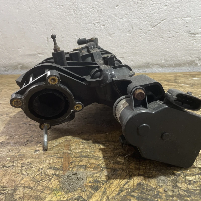 Galerie de admisie / Hyundai Santa Fe Santa Fe 2012 / Motor, racire si evacuare