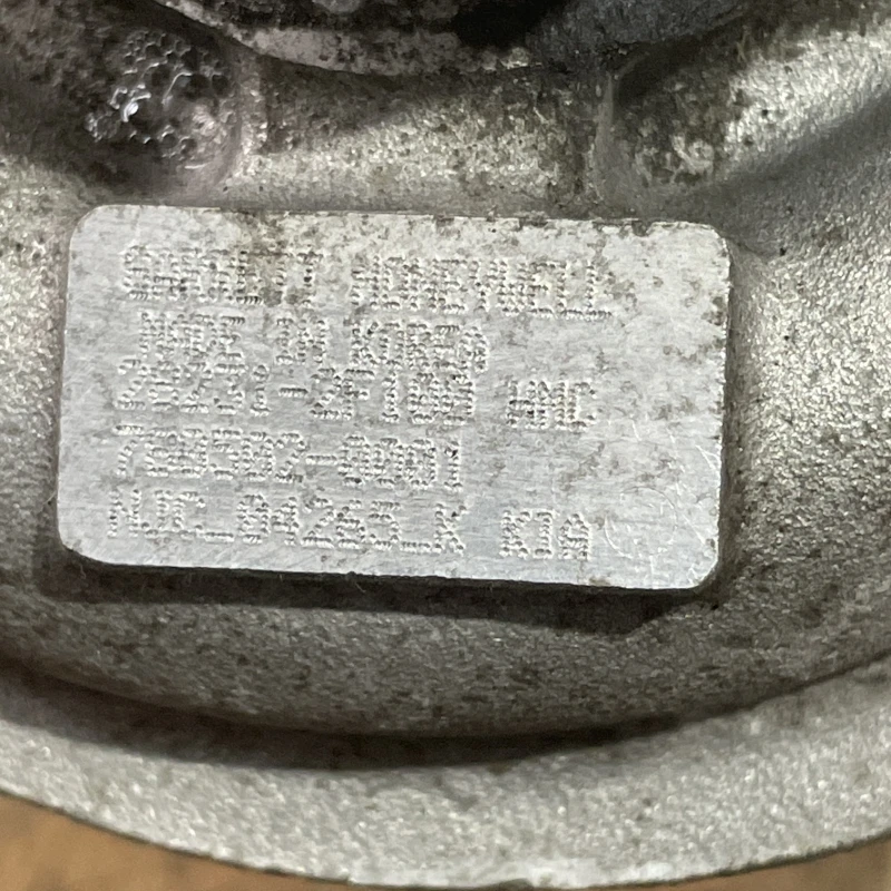 Turbosuflanta turbo turbina / Hyundai Santa Fe Santa Fe 2012 / Motor, racire si evacuare