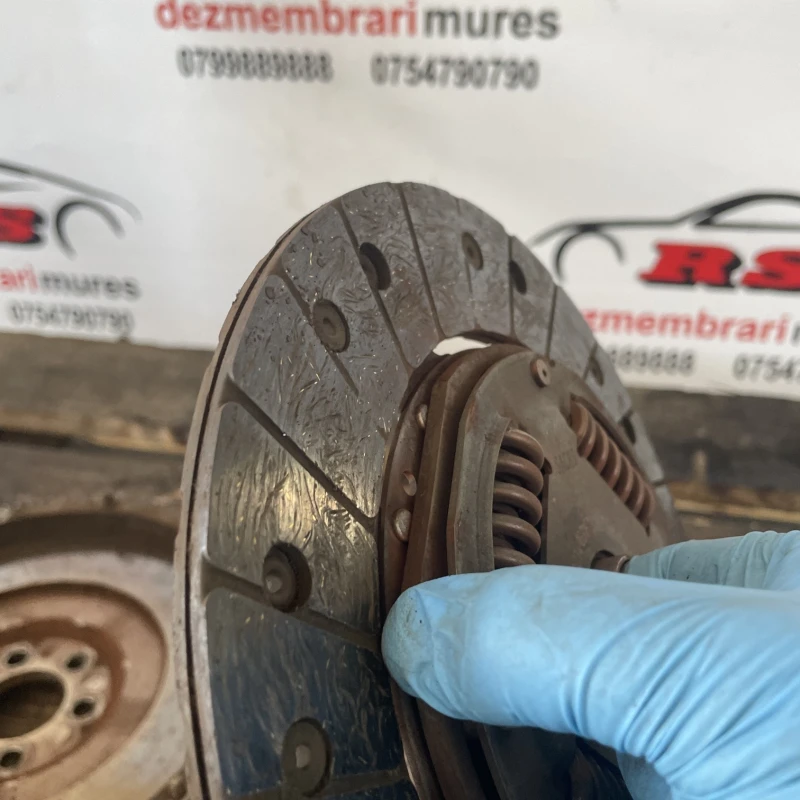 Kit ambreaj / Volkswagen Passat B7 2011 / Cutie viteze, ambreiaj, transmisie