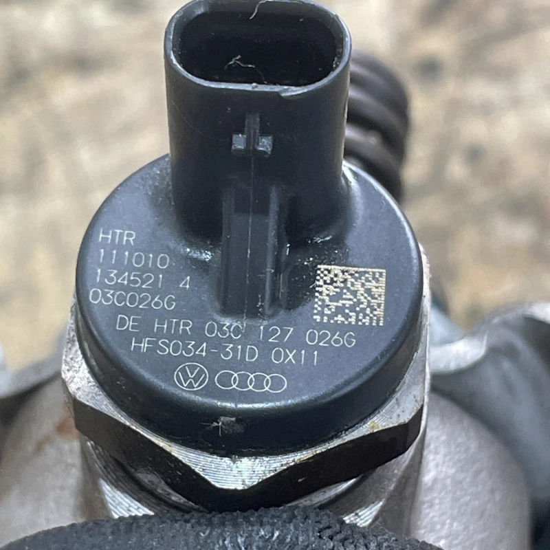 Pompa injectie / Volkswagen Passat B7 2011 / Motor, racire si evacuare