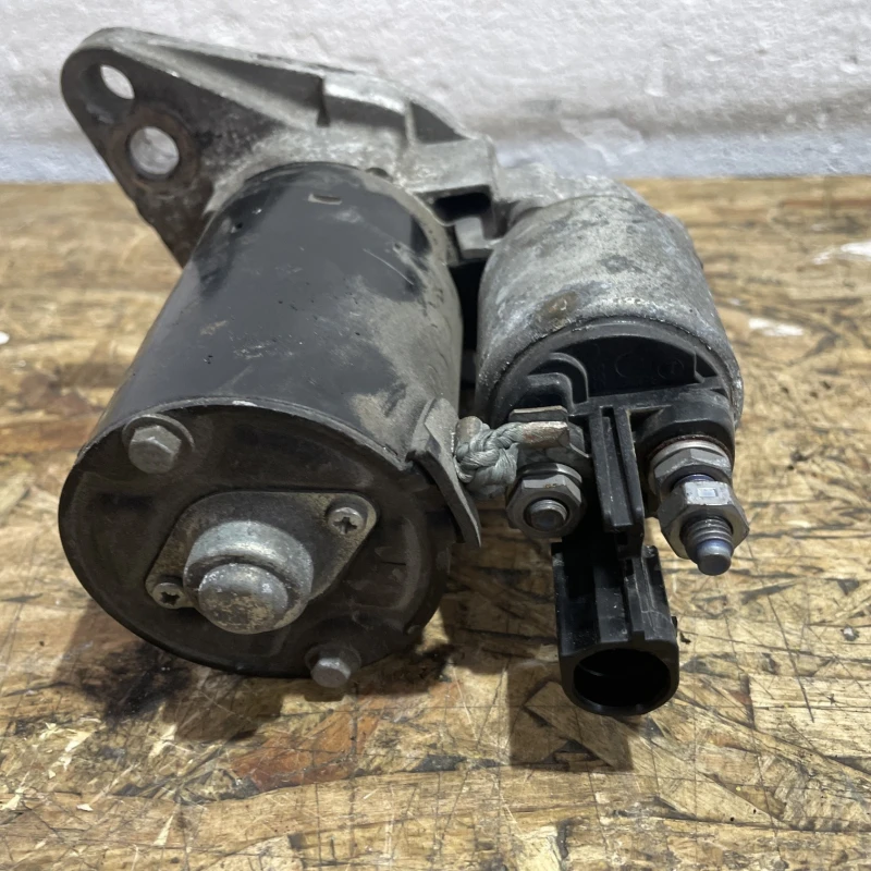 Electromotor demaror / Volkswagen Passat B7 2011 / Motor, racire si evacuare