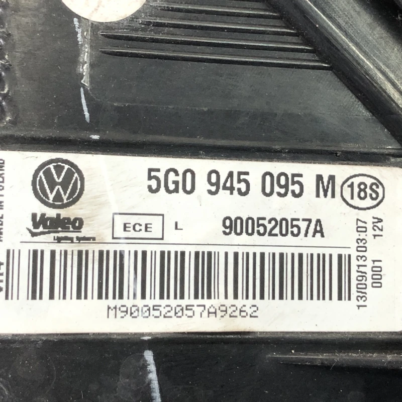 Stop stanga caroserie / Volkswagen Golf MK7 2014 / Caroserie, oglinzi si faruri