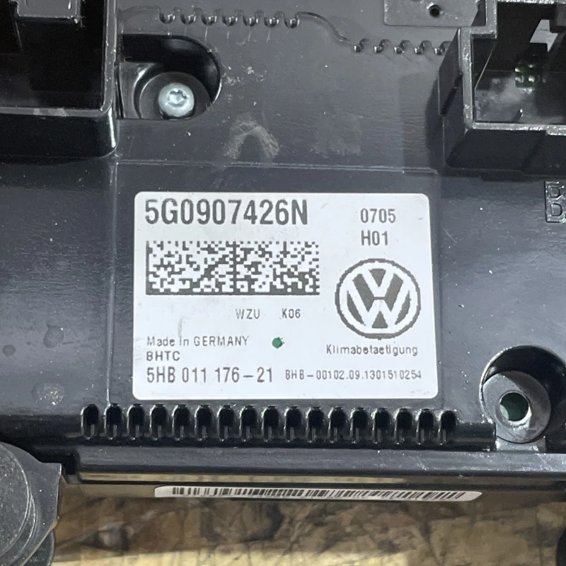 Panou Climatronic AC / Volkswagen Golf MK7 2014 / Climatizare