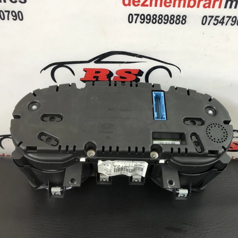 Ceas bord / Volkswagen Golf MK6 2012 / Audio si electronice