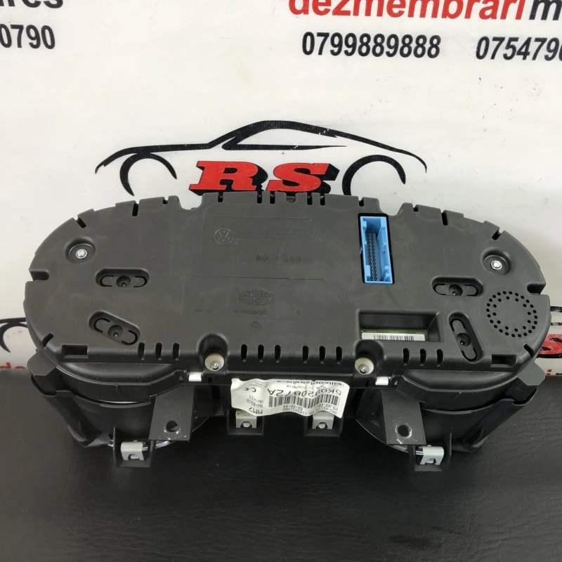 Ceas bord / Volkswagen Golf MK6 2012 / Audio si electronice