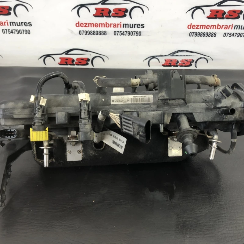 Galerie de admisie / Fiat 500 Abarth 2009 / Motor, racire si evacuare