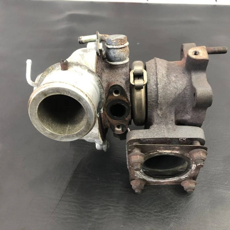 Turbosuflanta turbo turbina / Fiat 500 Abarth 2009 / Motor, racire si evacuare