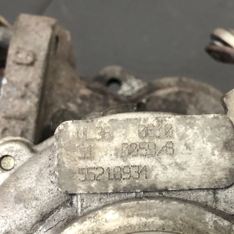 Turbosuflanta turbo turbina / Fiat 500 Abarth 2009 / Motor, racire si evacuare