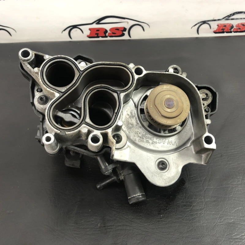 Pompa apa / Volkswagen Golf MK7 2014 / Motor, racire si evacuare