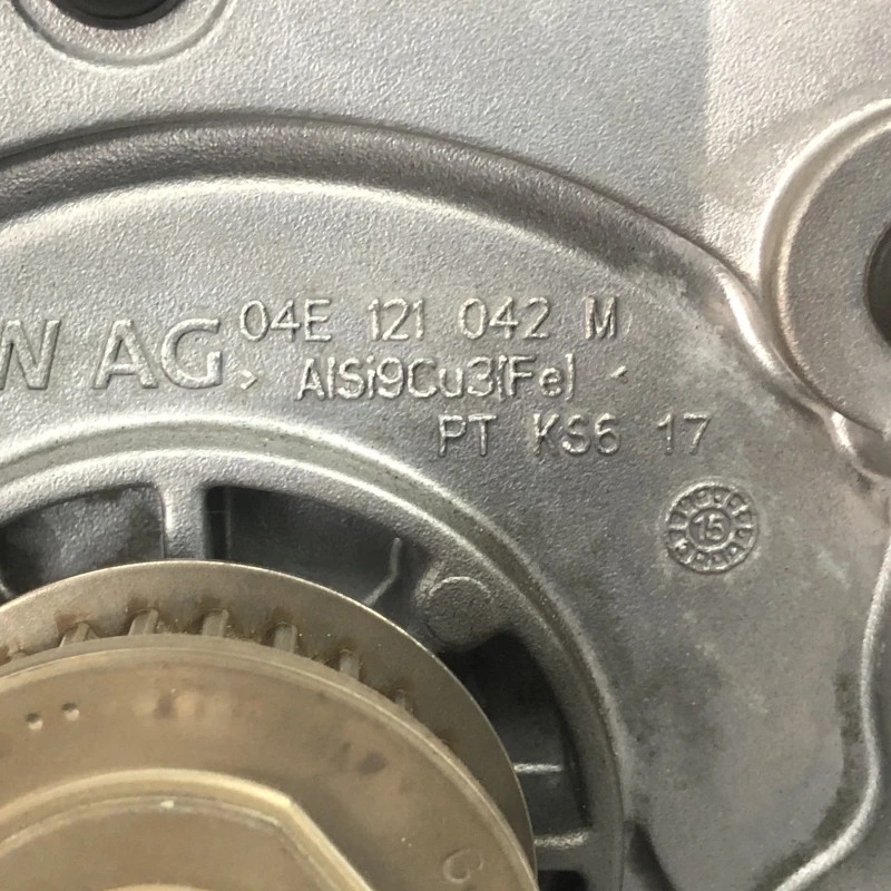 Pompa apa / Volkswagen Golf MK7 2014 / Motor, racire si evacuare