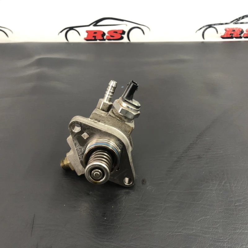 Pompa de injectie inalte / Volkswagen Golf MK7 2014 / Motor, racire si evacuare