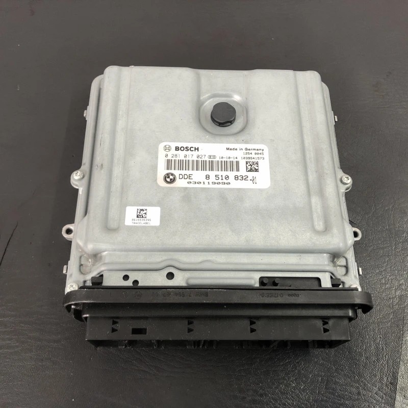 Calculator motor ecu BMW Seria 3 E90 2012
