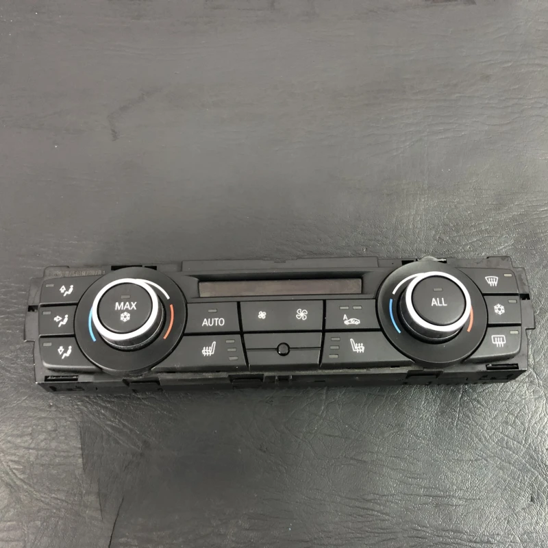 Panou climatronic / BMW Seria 3 E90 2012 / Climatizare