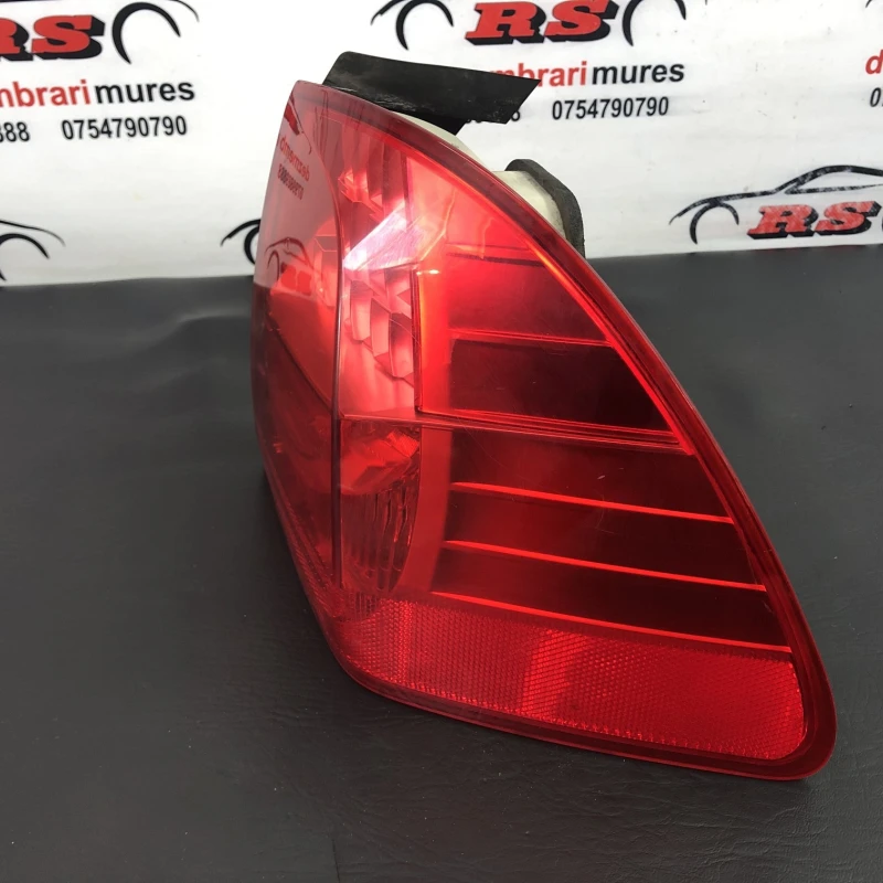 Stop dreapta caroserie / BMW Seria 3 E91 LCI 2012 / Caroserie, oglinzi si faruri