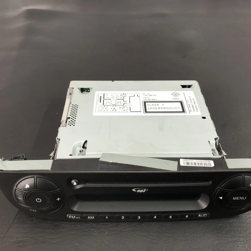 Radio CD / Fiat 500 Abarth 2009 / Audio si electronice