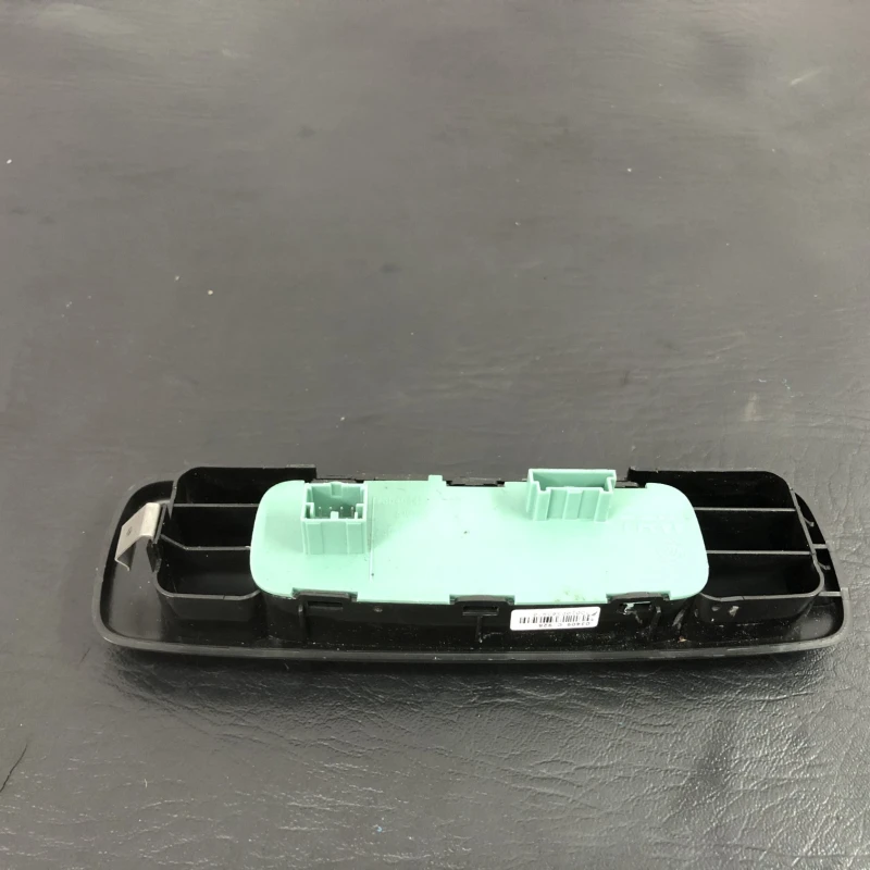 Buton trapa / Fiat 500 Abarth 2009 / Audio si electronice