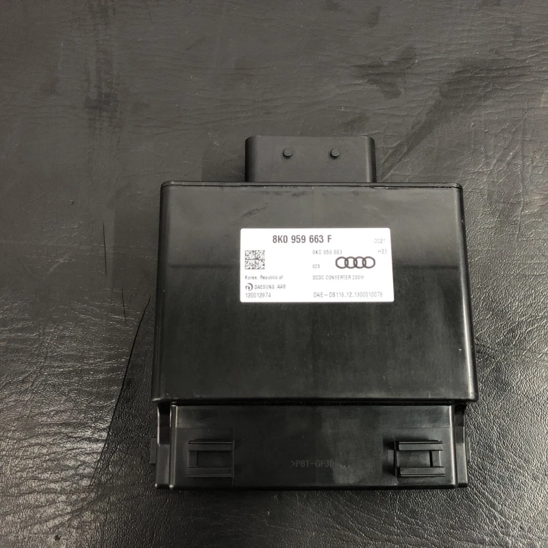 Calculator baterie / Audi A6 C7 2016 / Audio si electronice