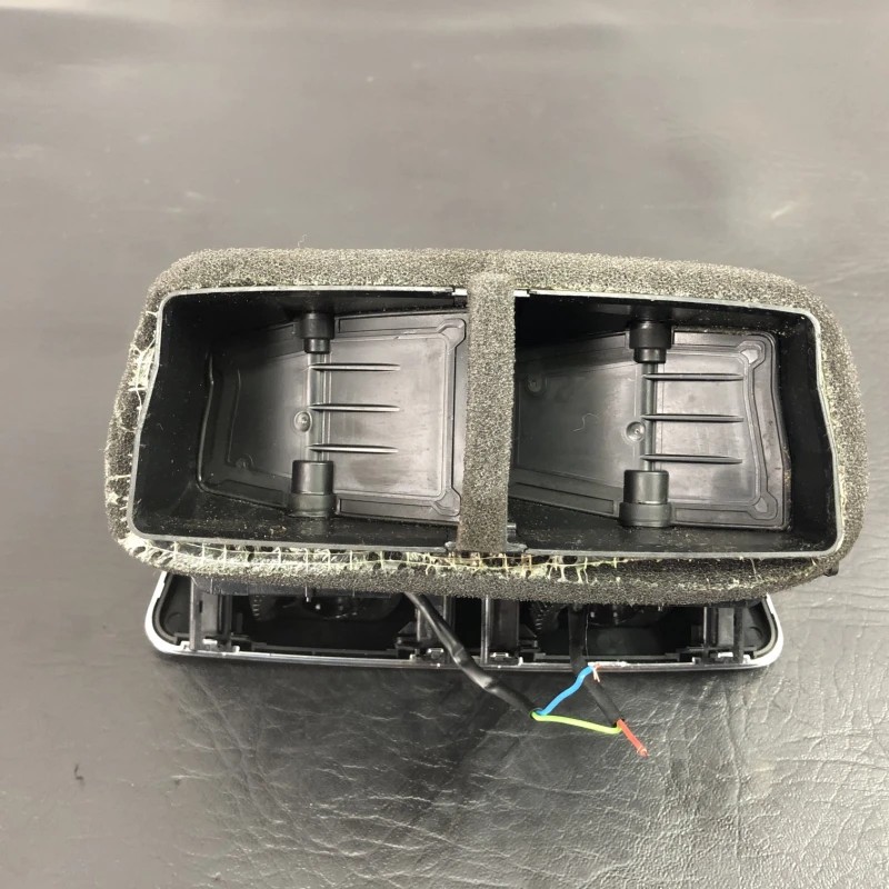 Grila ventilatie aer spate / Audi A6 C7 2016 / Interior