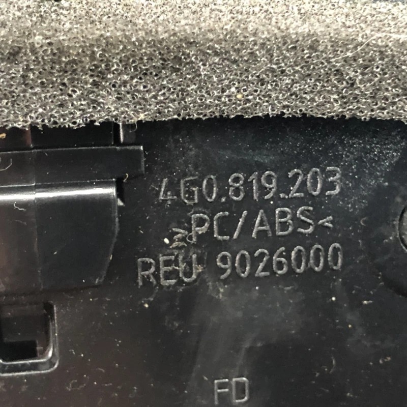 Grila ventilatie aer spate / Audi A6 C7 2016 / Interior