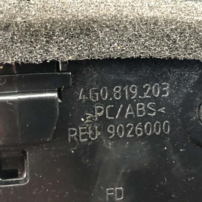 Grila ventilatie aer spate / Audi A6 C7 2016 / Interior