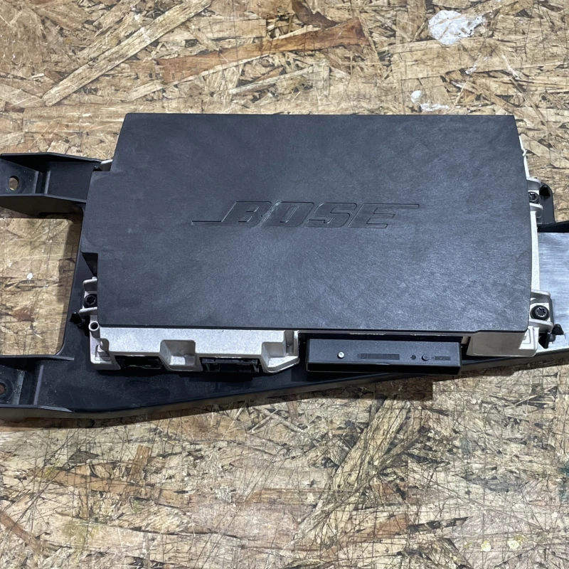 Amplificator audio / Audi A6 C7 2016 / Audio si electronice