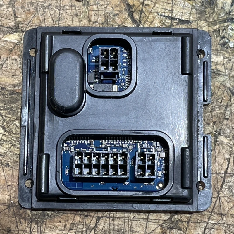 Balast droser xenon / Audi A6 C7 2016 / Caroserie, oglinzi si faruri