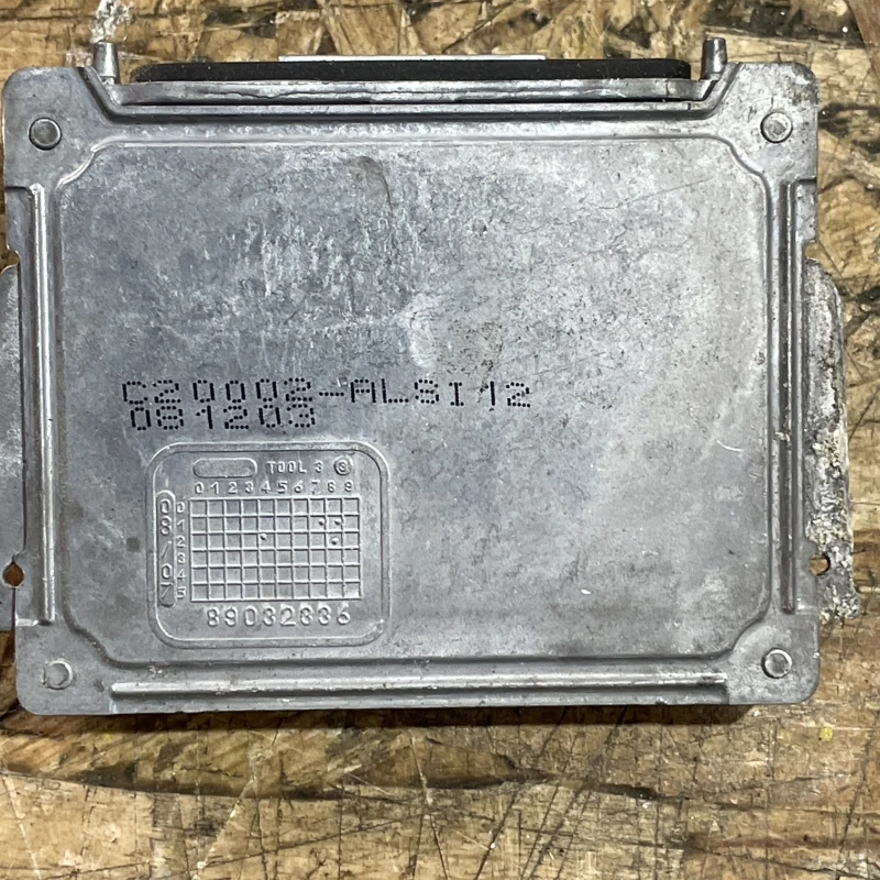 Balast droser xenon / Volkswagen Passat B6 2009 / Caroserie, oglinzi si faruri