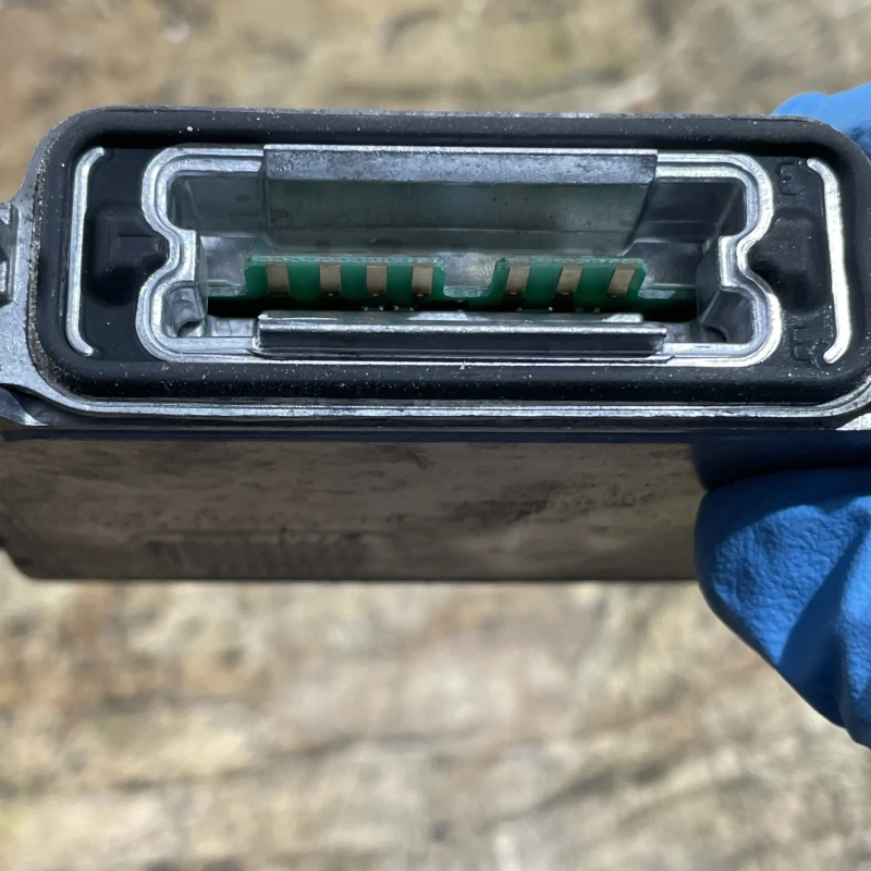 Balast droser xenon / Volkswagen Passat B6 2009 / Caroserie, oglinzi si faruri