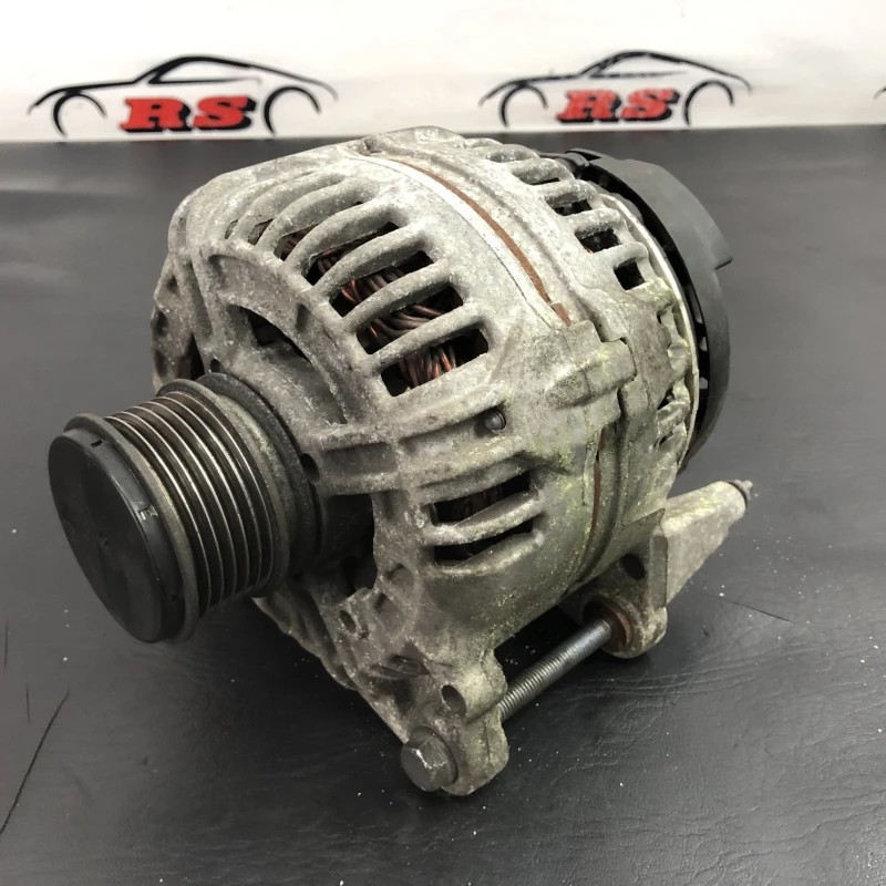 Alternator / Volkswagen Polo 6R 2011 / Motor, racire si evacuare