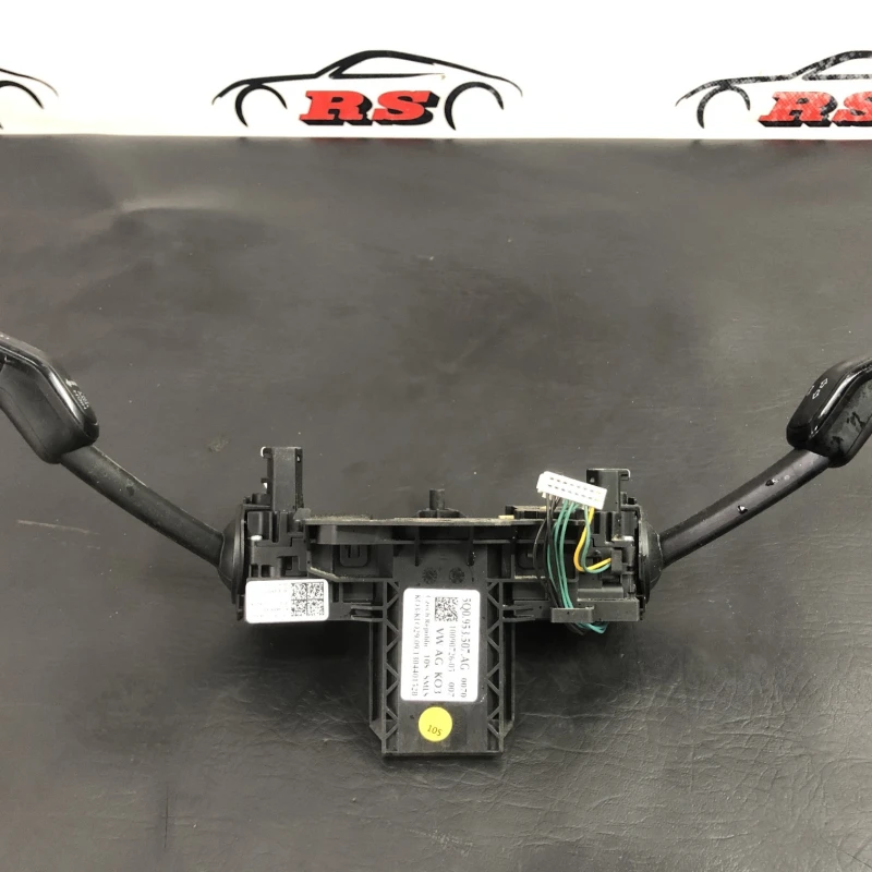Manete spira volan / Volkswagen Golf MK7 2014 / Audio si electronice