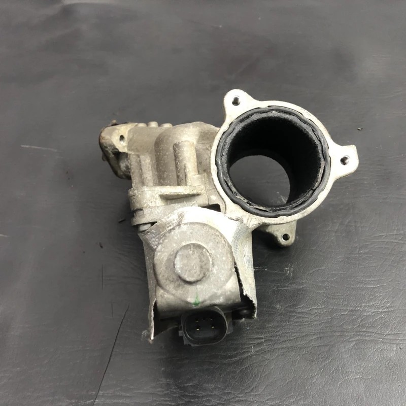 Egr / Volkswagen Touran 1T 2008 / Motor, racire si evacuare
