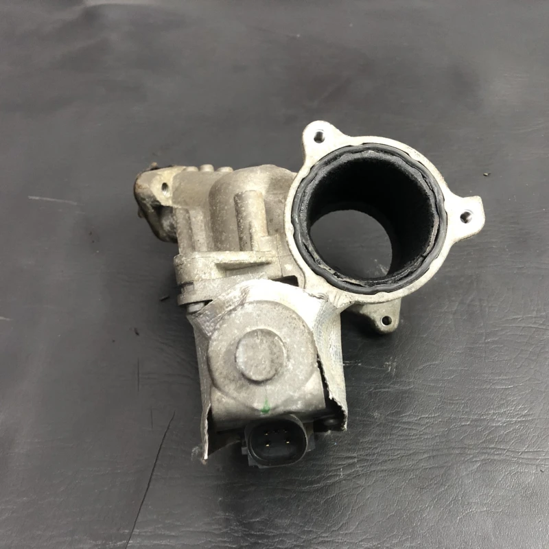 Egr / Volkswagen Touran 1T 2008 / Motor, racire si evacuare