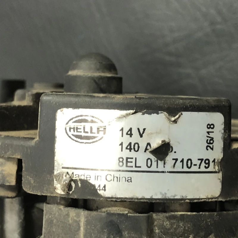 Alternator / Volkswagen Touran 1T 2008 / Motor, racire si evacuare