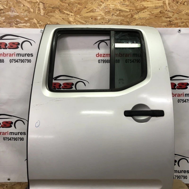 Usa stanga spate / Nissan Navara D40 2011 / Caroserie, oglinzi si faruri