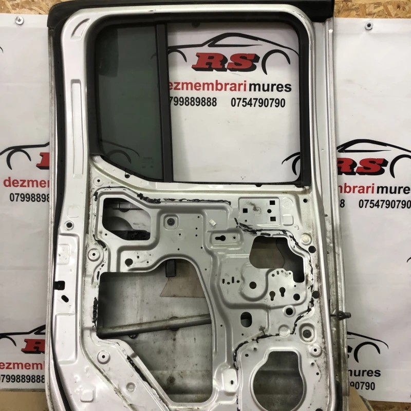 Usa stanga spate / Nissan Navara D40 2011 / Caroserie, oglinzi si faruri