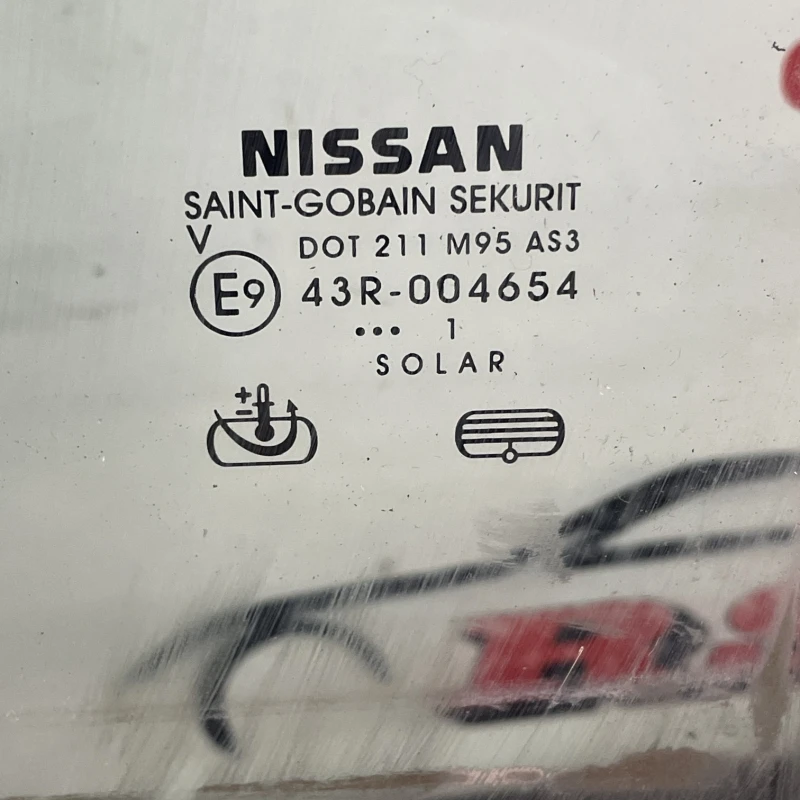 Usa stanga spate / Nissan Navara D40 2011 / Caroserie, oglinzi si faruri