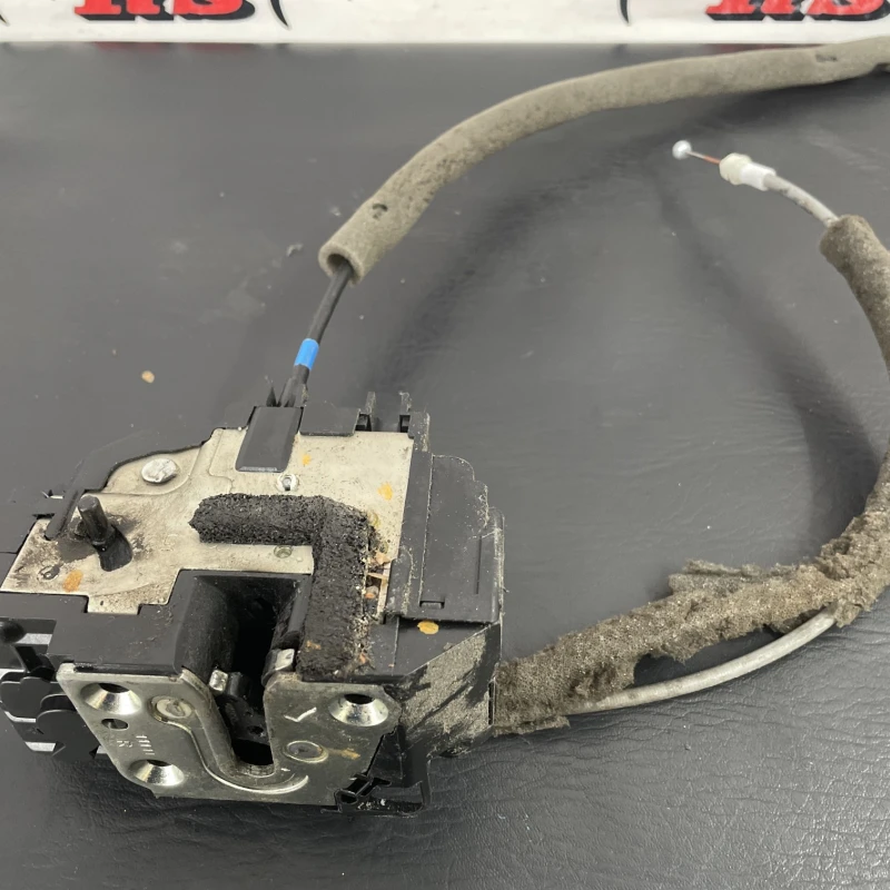 Iala broasca usa dreapta spate / Nissan Navara D40 2011 / Caroserie, oglinzi si faruri