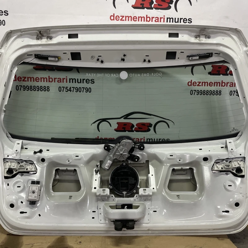 Haion / Volkswagen Golf MK7 2014 / Caroserie, oglinzi si faruri