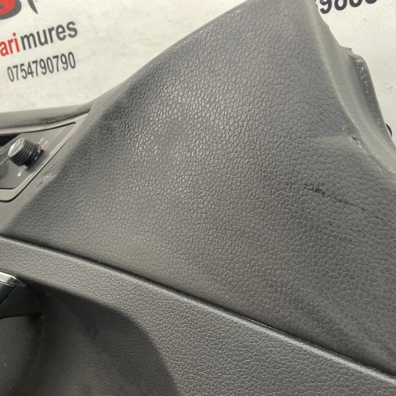 Panou tapiterie usa stanga fata / Volkswagen Golf MK7 2014 / Interior