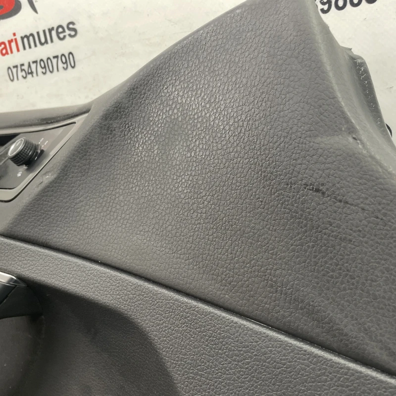 Panou tapiterie usa stanga fata / Volkswagen Golf MK7 2014 / Interior