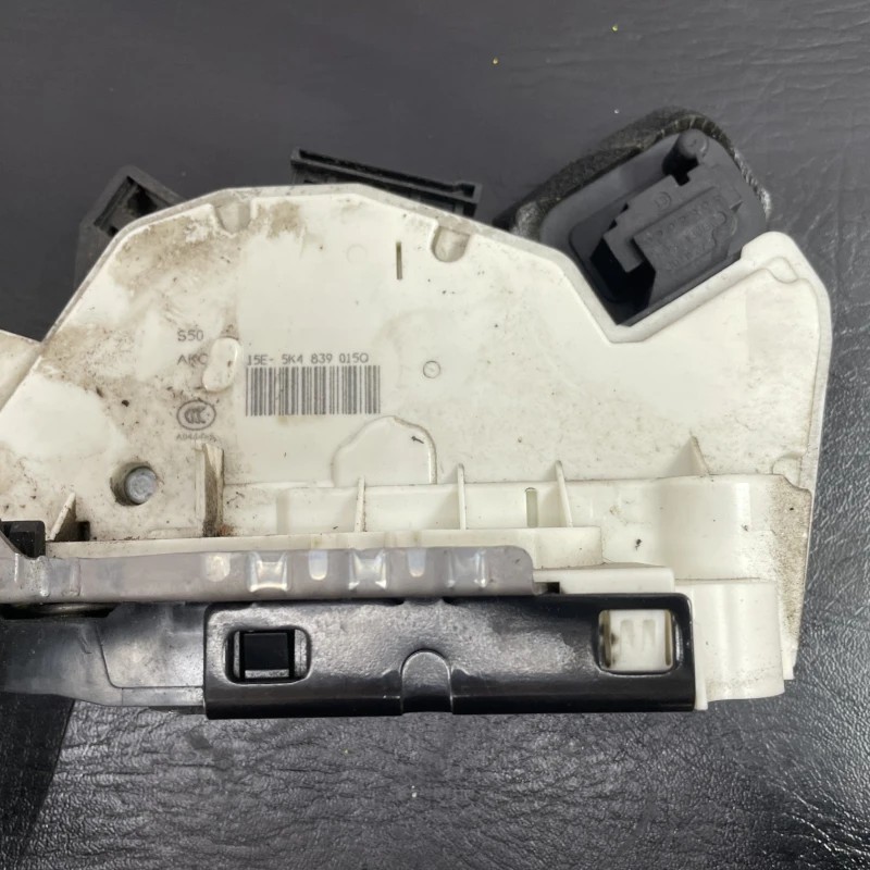 Iala broasca usa stanga spate / Volkswagen Golf MK7 2014 / Caroserie, oglinzi si faruri