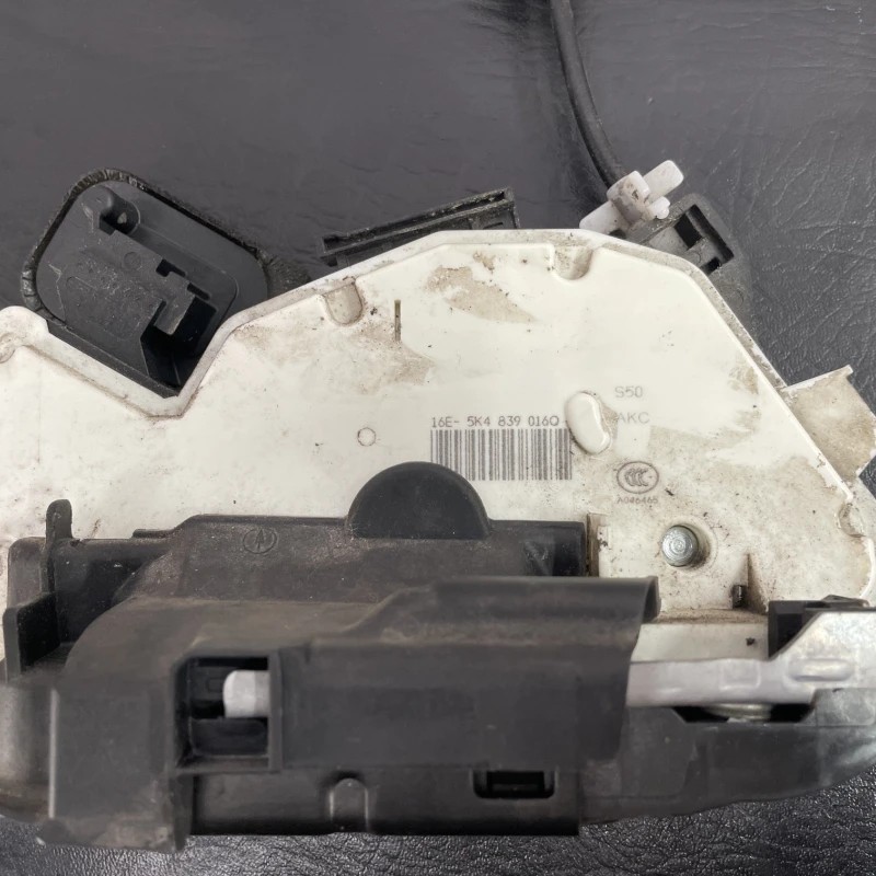 Iala broasca usa dreapta spate / Volkswagen Golf MK7 2014 / Caroserie, oglinzi si faruri