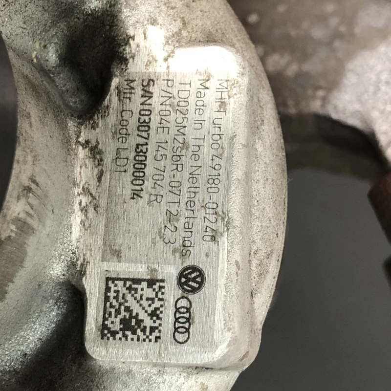 Turbosuflanta turbo turbina / Volkswagen Golf MK7 2014 / Motor, racire si evacuare
