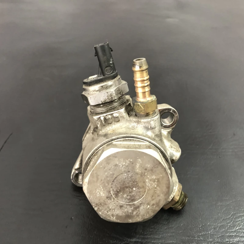 Pompa de injectie inalte Volkswagen 