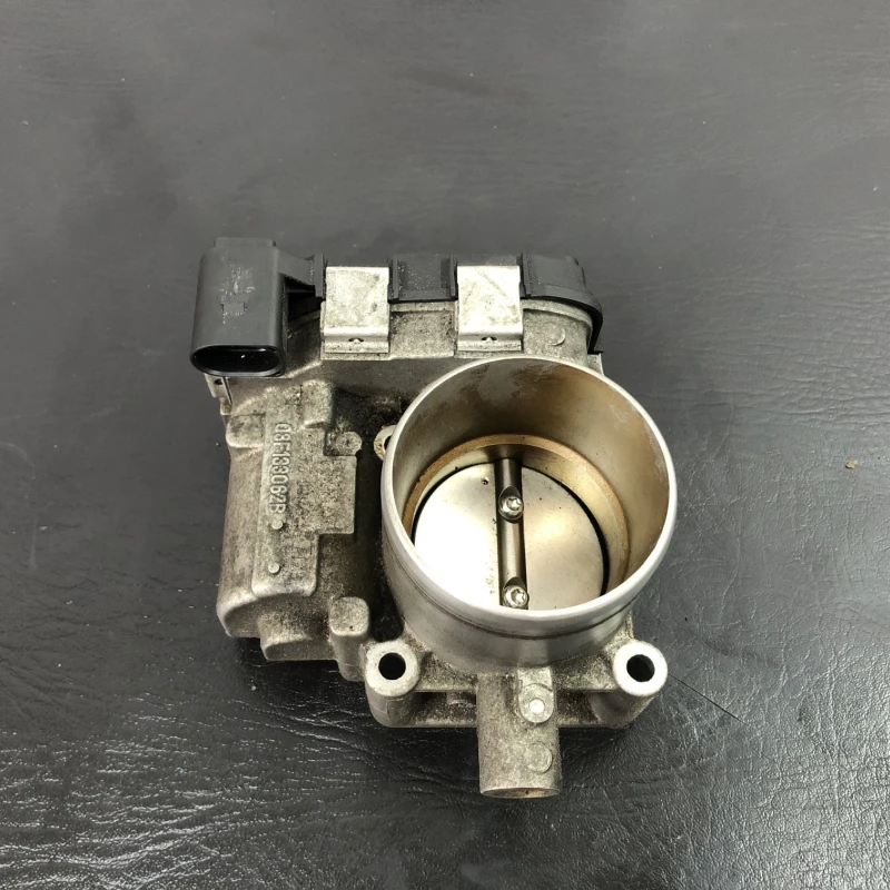 Clapeta de acceleratie / Volkswagen Golf MK7 2014 / Motor, racire si evacuare