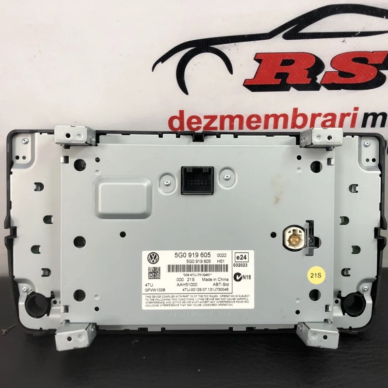 Display multimedia / Volkswagen Golf MK7 2014 / Audio si electronice